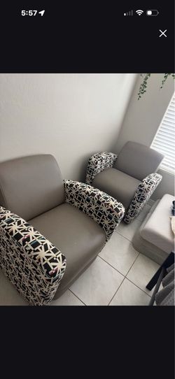 Armoire chairs new condition