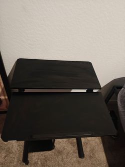Adjustable mini desk