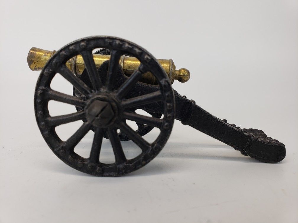 Cast Iron Vintage Civil War Cannon Figurine