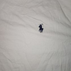 Size Medium Polo Ralph Lauren t-shirt