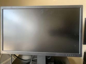 Lenovo ThinkCentre 24 Inch Monitors 