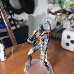 2006 Marvel Spider-Man 3 "Sand Battle Damage" black suit action figure