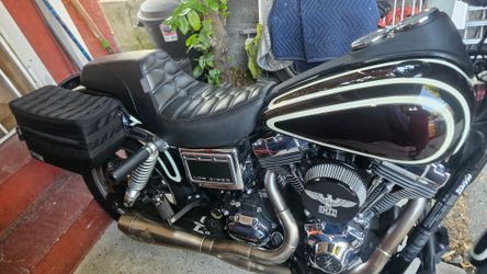 Harley Davidson Dyna seat