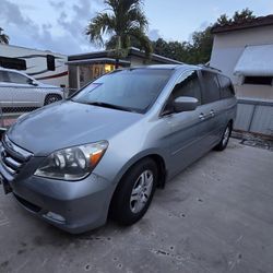 2005 Honda Odyssey