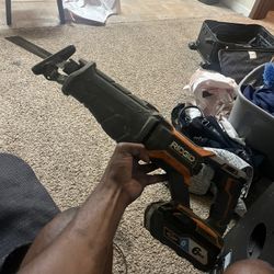 18-Volt OCTANE™ Lithium-Ion Cordless Brushless Reciprocating Saw 