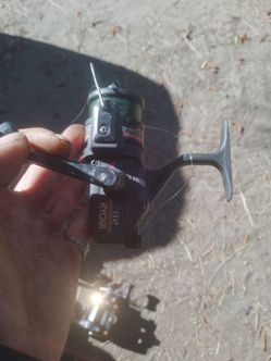 Ryobi model D2 spinning reel