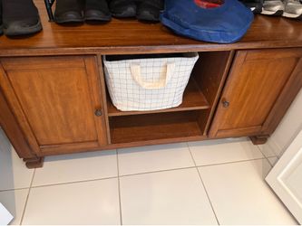 Free media cabinet