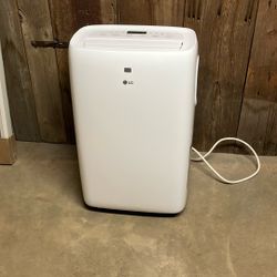 LG Portable Air Conditioner Model LP0621WSR