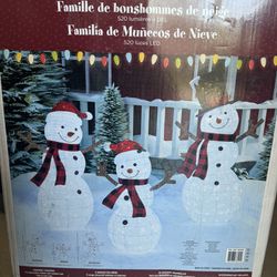 Christmas Snowman Family Outdoor Decoration Set Of 3
