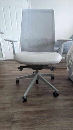 Soji Mesh Back Office Chair