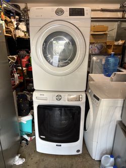 Maytag stackable washer and Samsung gas dryer