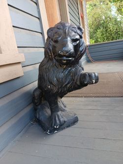 Lion Statue