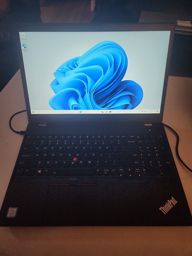 Lenovo ThinkPad T590, Used