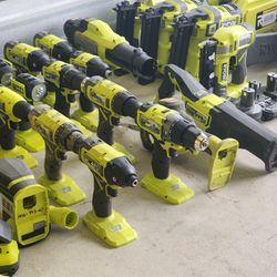 Dewalt And Milwaukee Tools 
