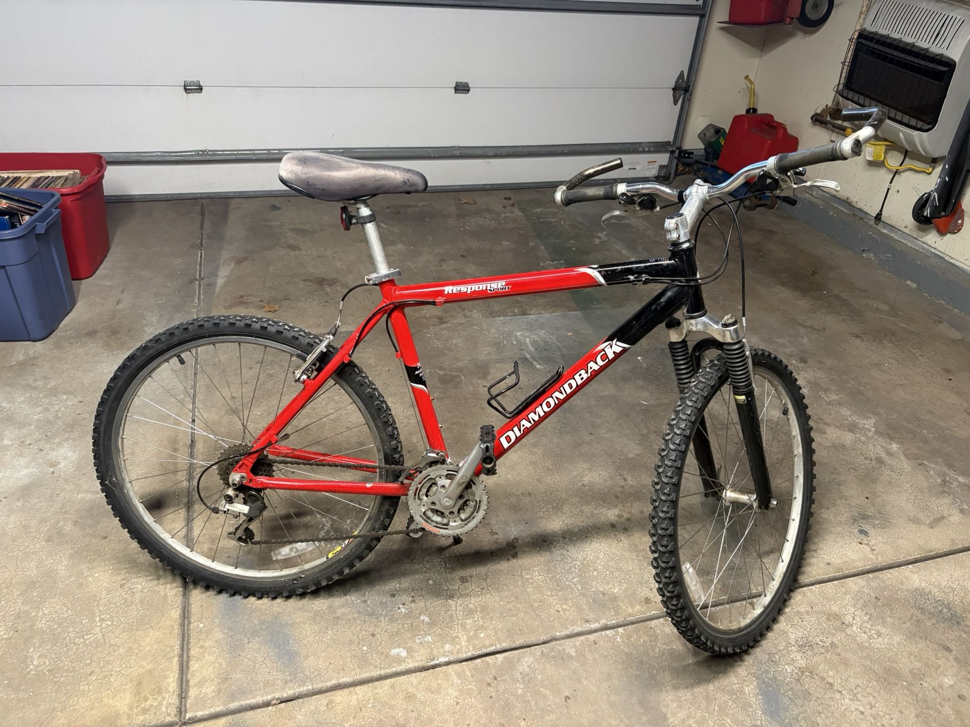 Diamondback response sport mountain bike aluminum alloy frame front suspension very lightweight