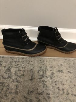 Sorel Out N About Rainboot Sz 5.5