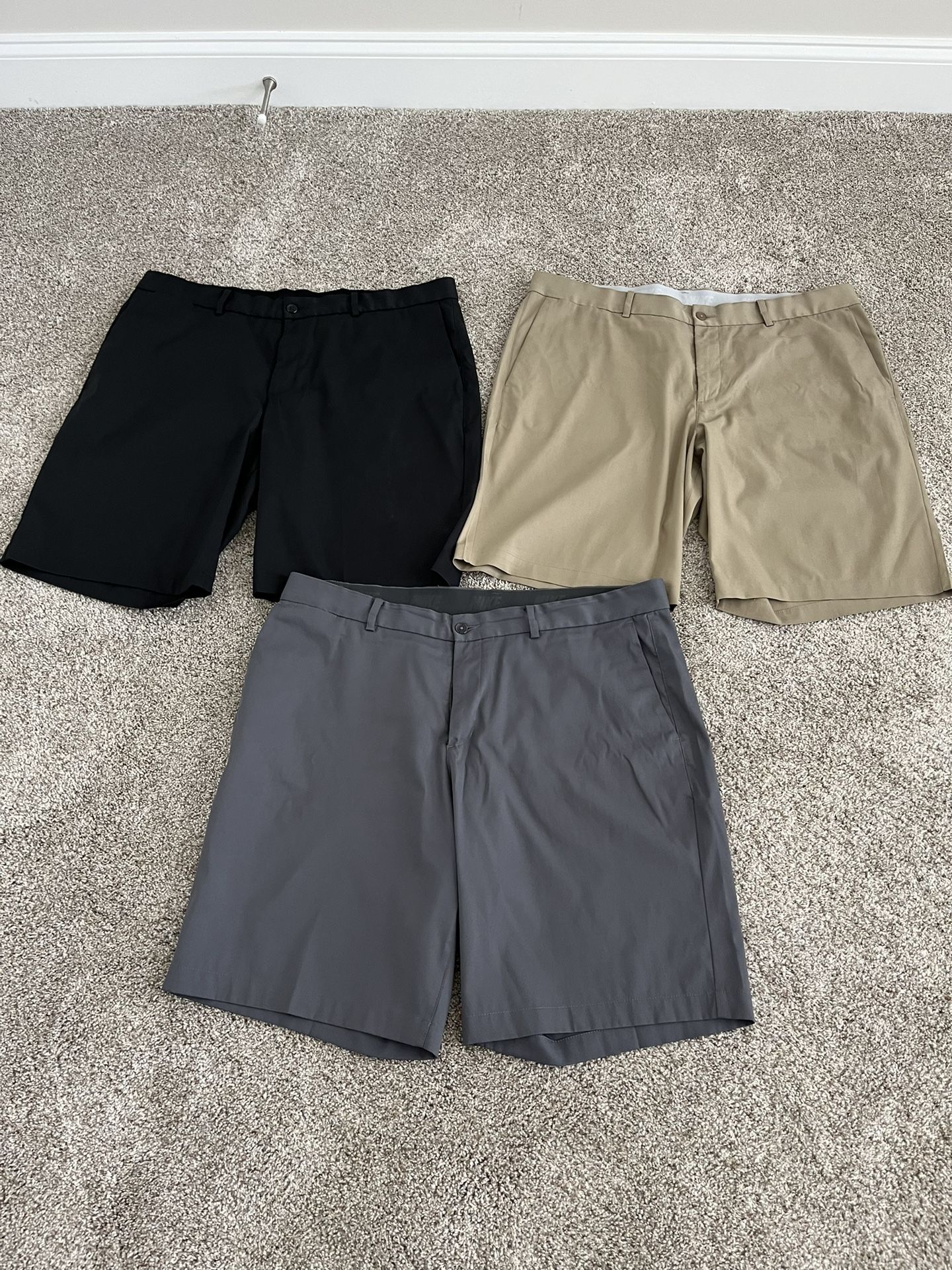 Nike Golf Shorts Size 38