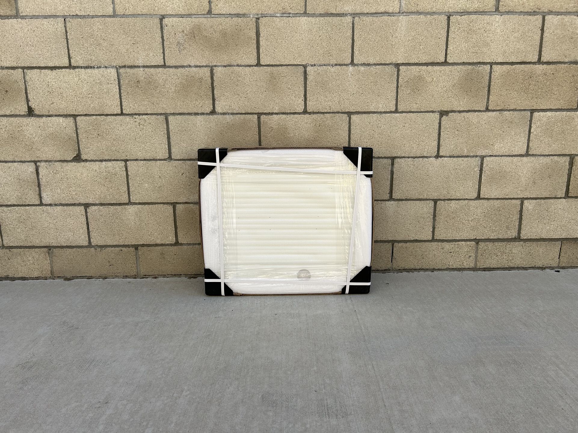 NEW 55" WHITE Electric Standing Desk, Stand Up Desk, Adjustable Height, Computer Workstation