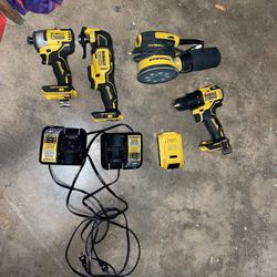 DEWALT 