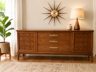MCM credenza / dresser