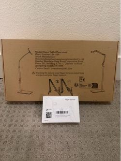 Kindle stand and page turner