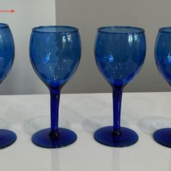 Set of 4 Hand Blown Vintage Cobalt Blue Swirl Pattern Wine Glasses