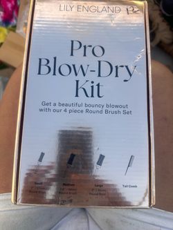 LILY ENGLAND Want a bigger, better blow-dry? Our trio of radial barrel brushes