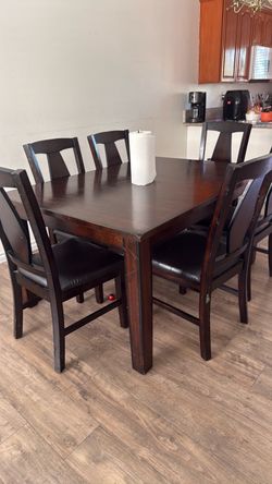 Dining Table Set