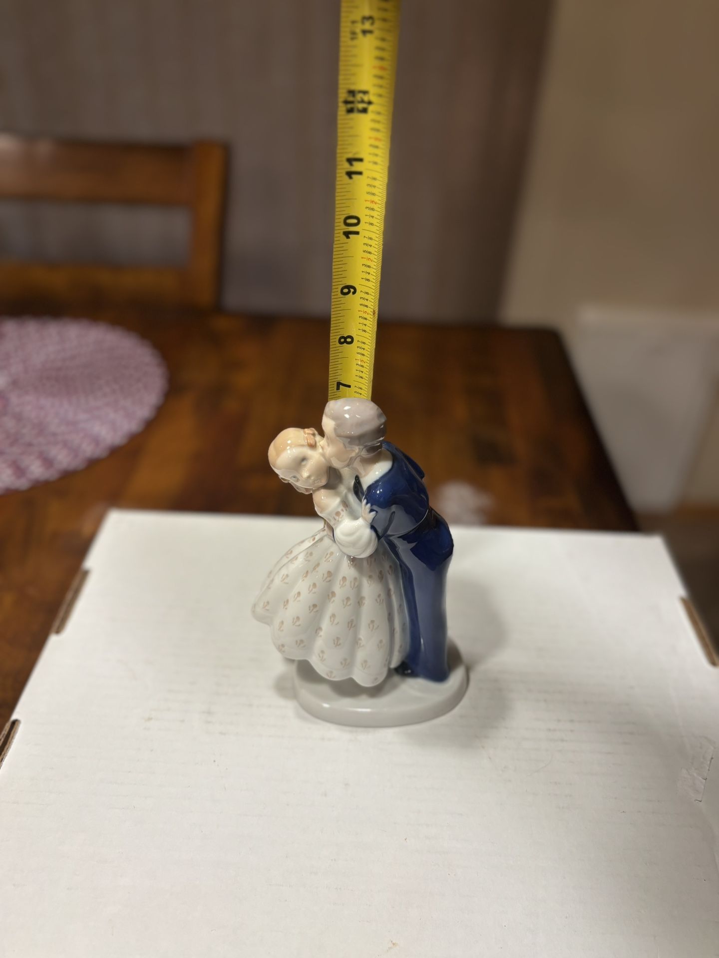 Retired Bing & Grondahl B&g 2162 First Kiss Boy and Girl Figurine