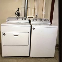 Washer and Dryer Like New