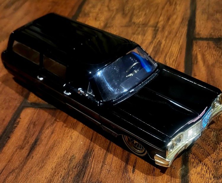Jada StreetLow 64 Impala Wagon Rare