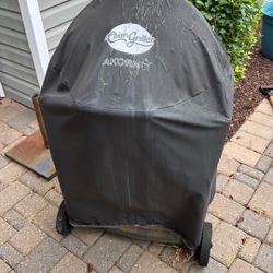 Charcoal Grill - Akorn Kamado