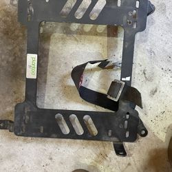 Evo X Planted Seat Bracket 