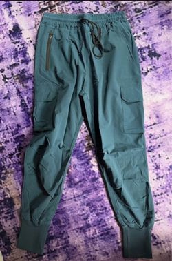 2 pair …Quick dry cargo joggers medium