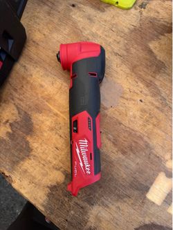 Milwaukee M12 Fuel Multi Tool