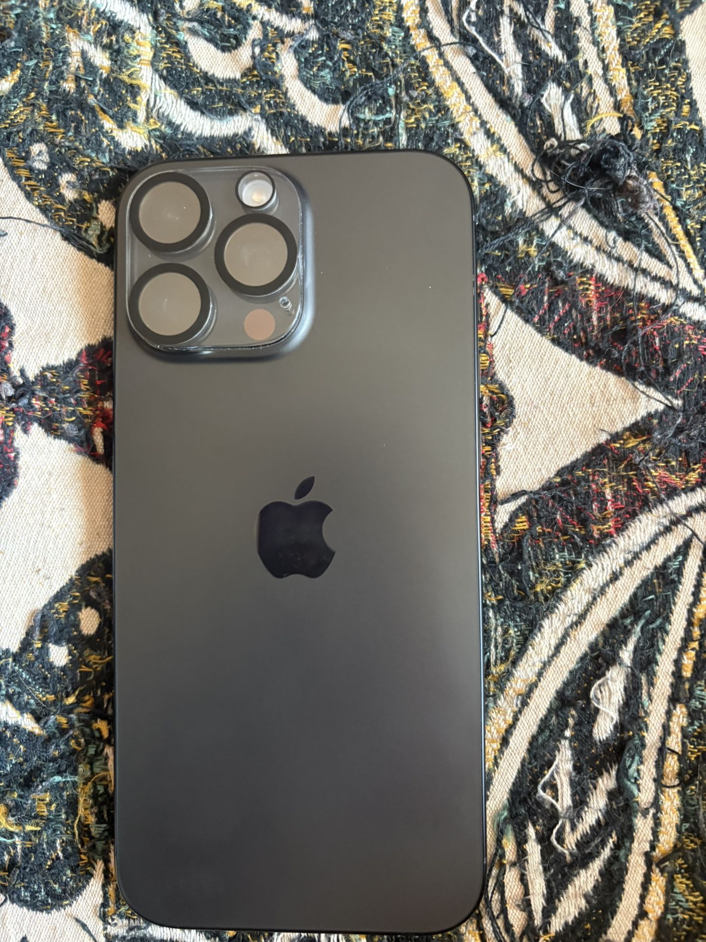 I Phone 16 Promax Titanium Black