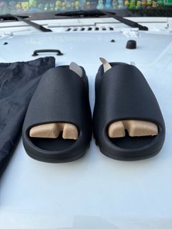 Adidas Yeezy Slide