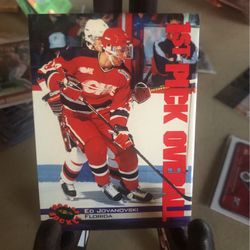 This hockey cards for sale