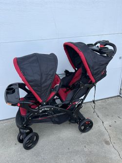 BABY TREND DOUBLE SIT N STAND 