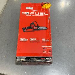 2527-20 Milwaukee M12 FUEL HATCHET Pruning Saw