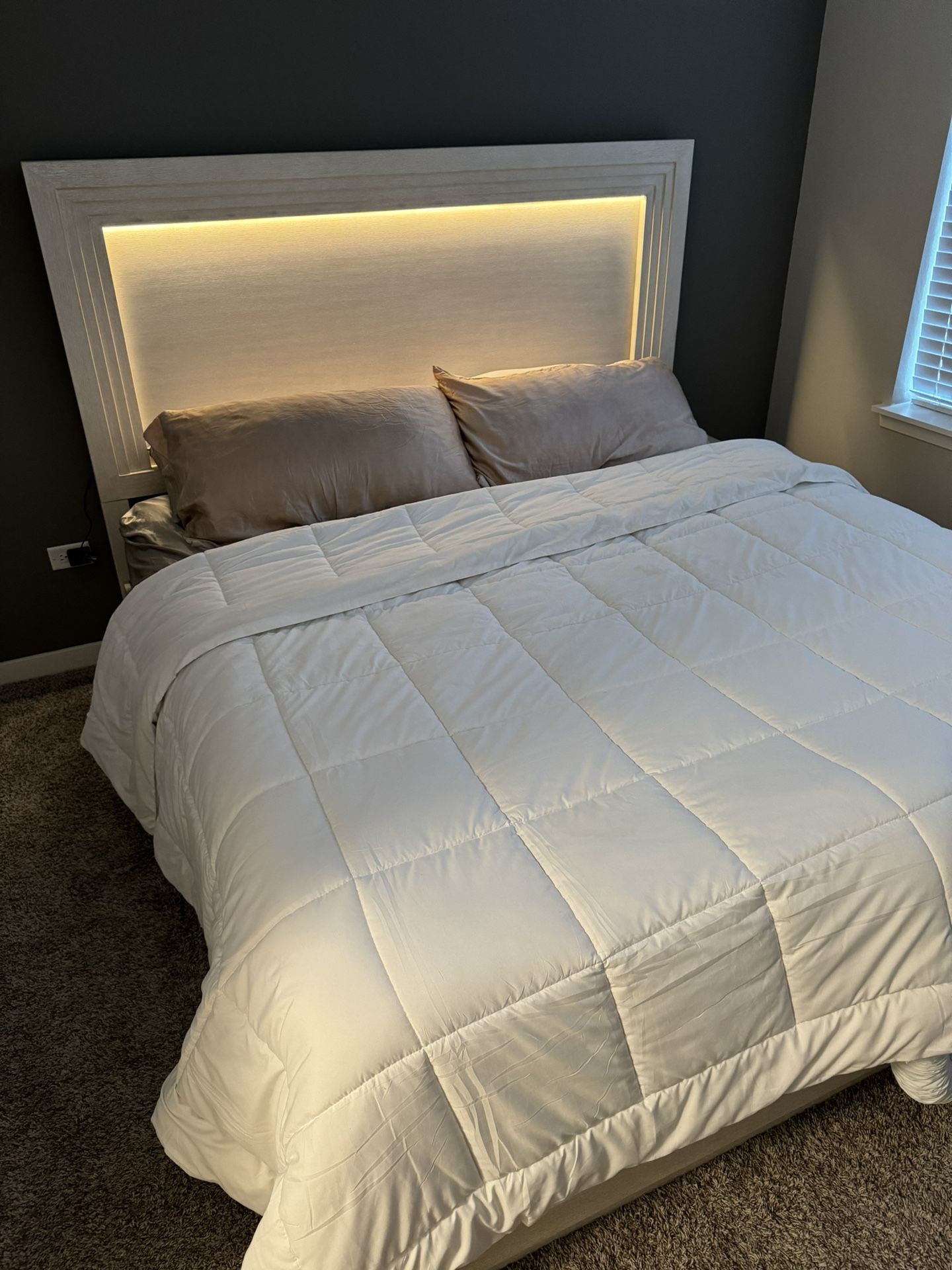 Arielle Bedroom Set (King Size)