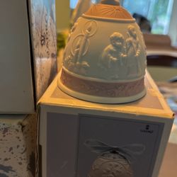 5 Canpanas Marca  Lladro Diferentes Colores