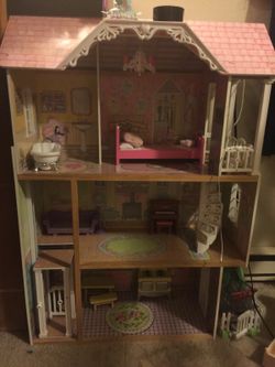 Doll house