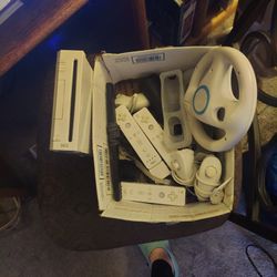 Nintendo Wii Console And Accessories 