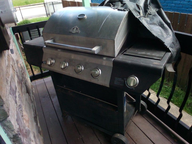 Grill Master In Good Condition 