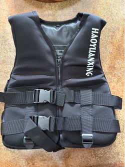 Life vest for watersports, small