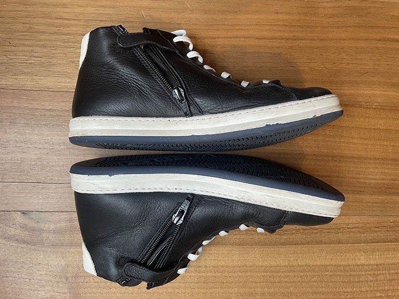 Kids Leather Sneaker US 4