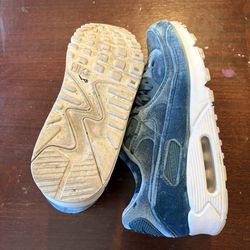 Nike Air Max size 10