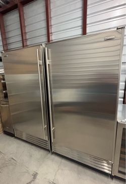 Subzero Refrigerator / Freezer BRAND NEW