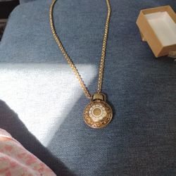 Vintage Avon Necklace 